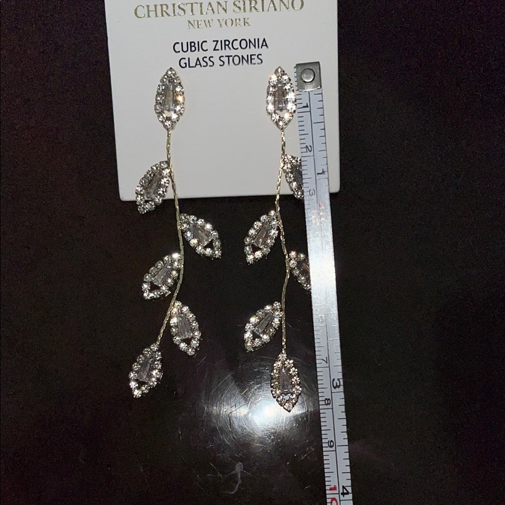 🆕 Christian Siriano Cubic Zirconia Leaf Earrings - Picture 6 of 6